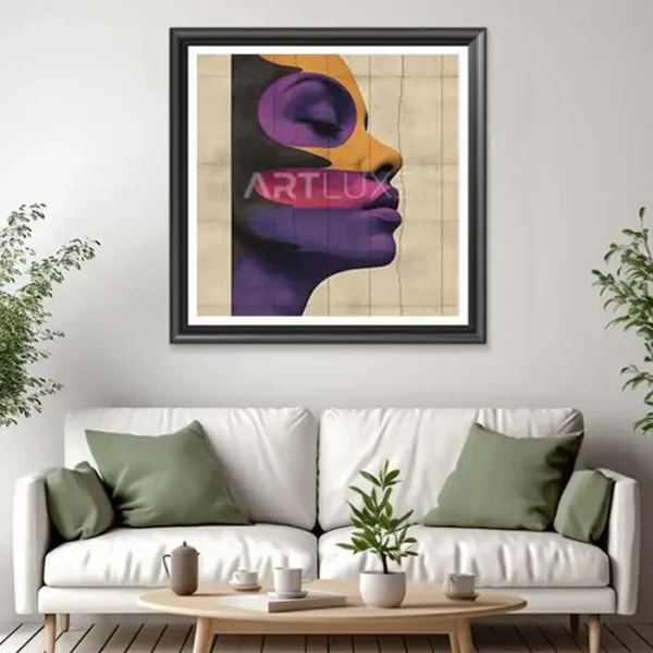 Tableau visage de femme avec différentes formes colorées